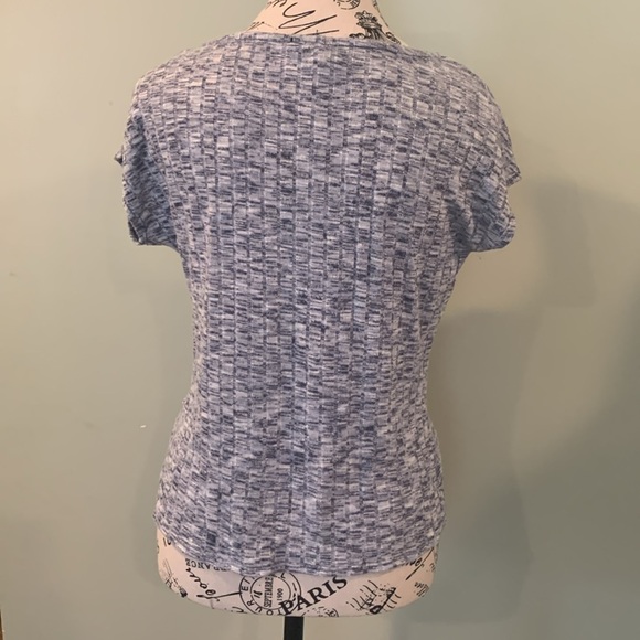 W5 Knit Short Sleeve Twist Front T-Shirt Blue and White Marled Women’s Small - Picture 3 of 4